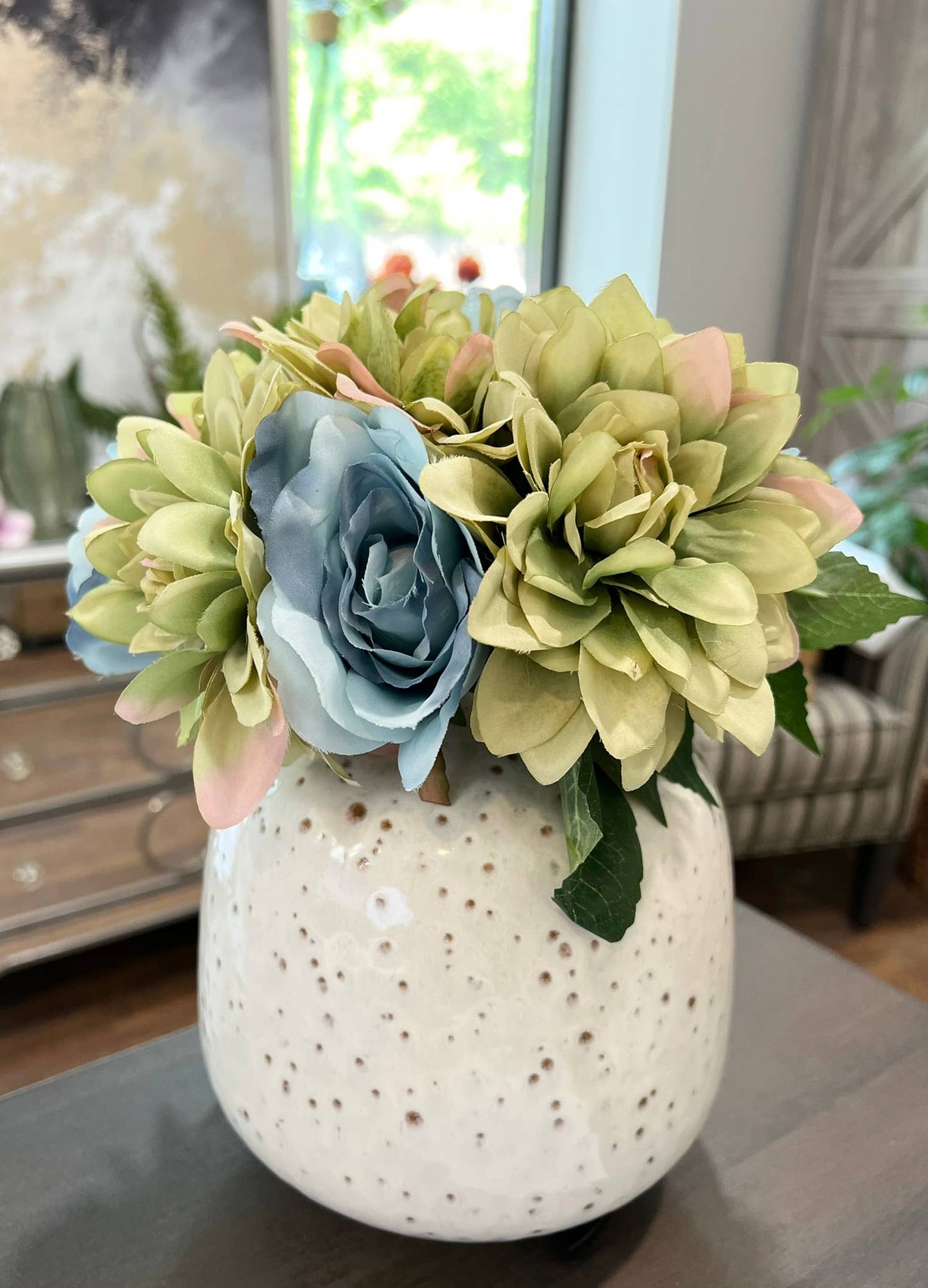 Artificial Silk Dahlia Rose bouquet