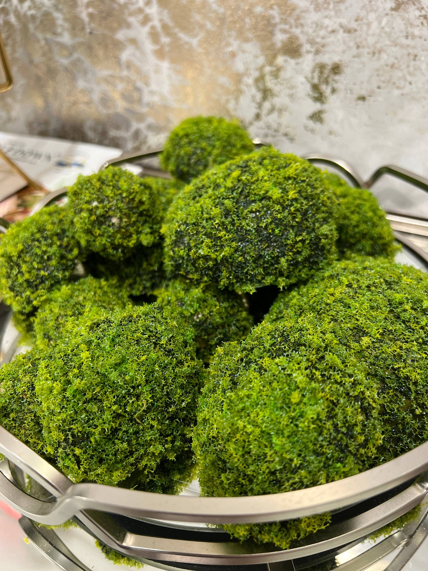 Assorted Sizes (Pack of 12)Artificial Petite Moss Dome Set
