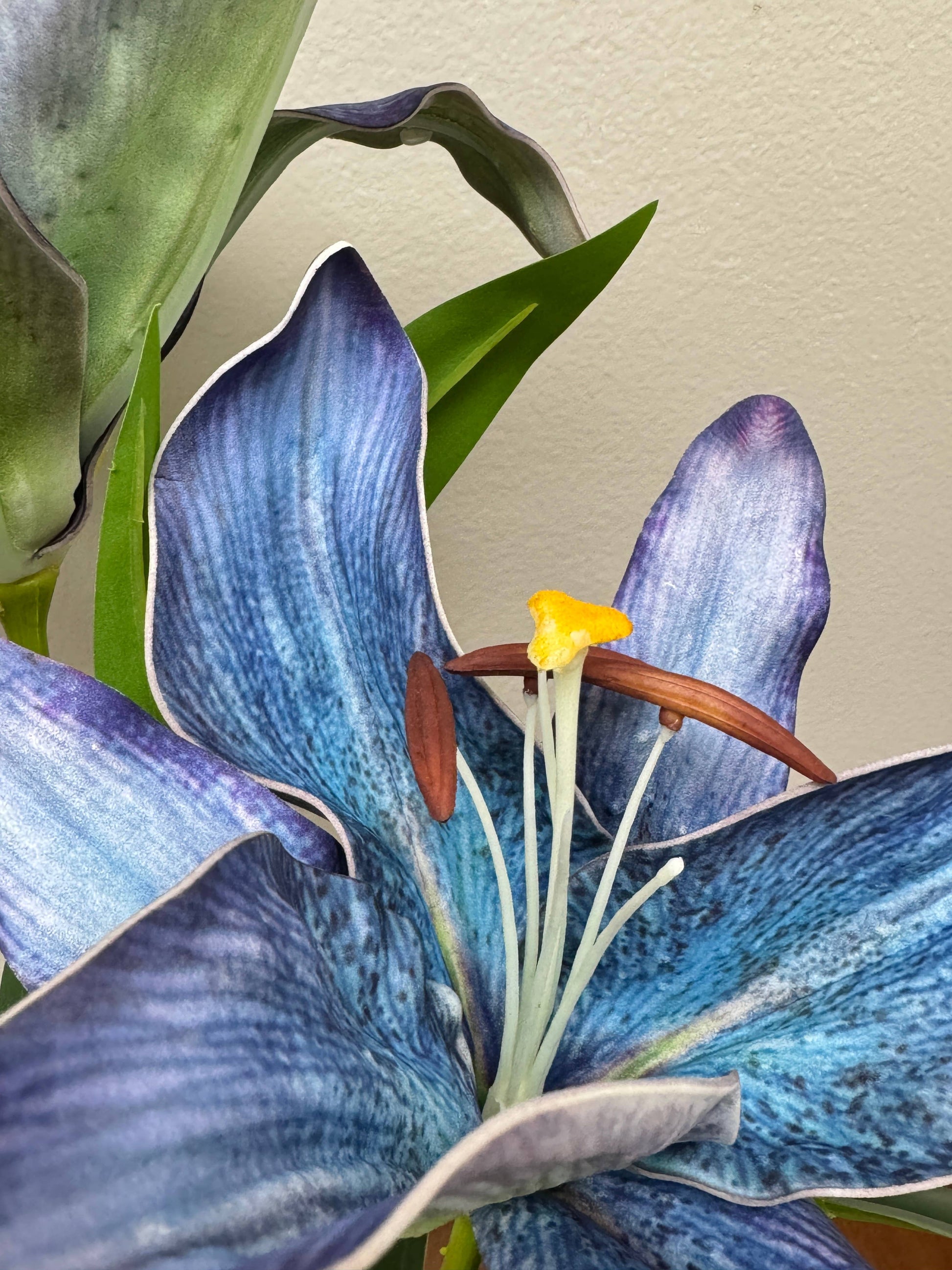 34.5"-Elegant 9" Large Bloom Lily-3 Flowers per stem