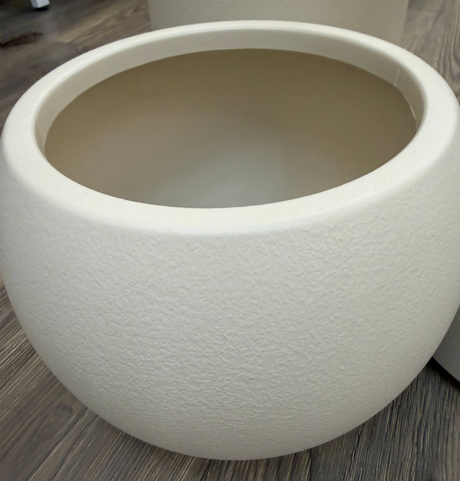 Textured Ceramic-Look Planter (High-Quality Plastic)