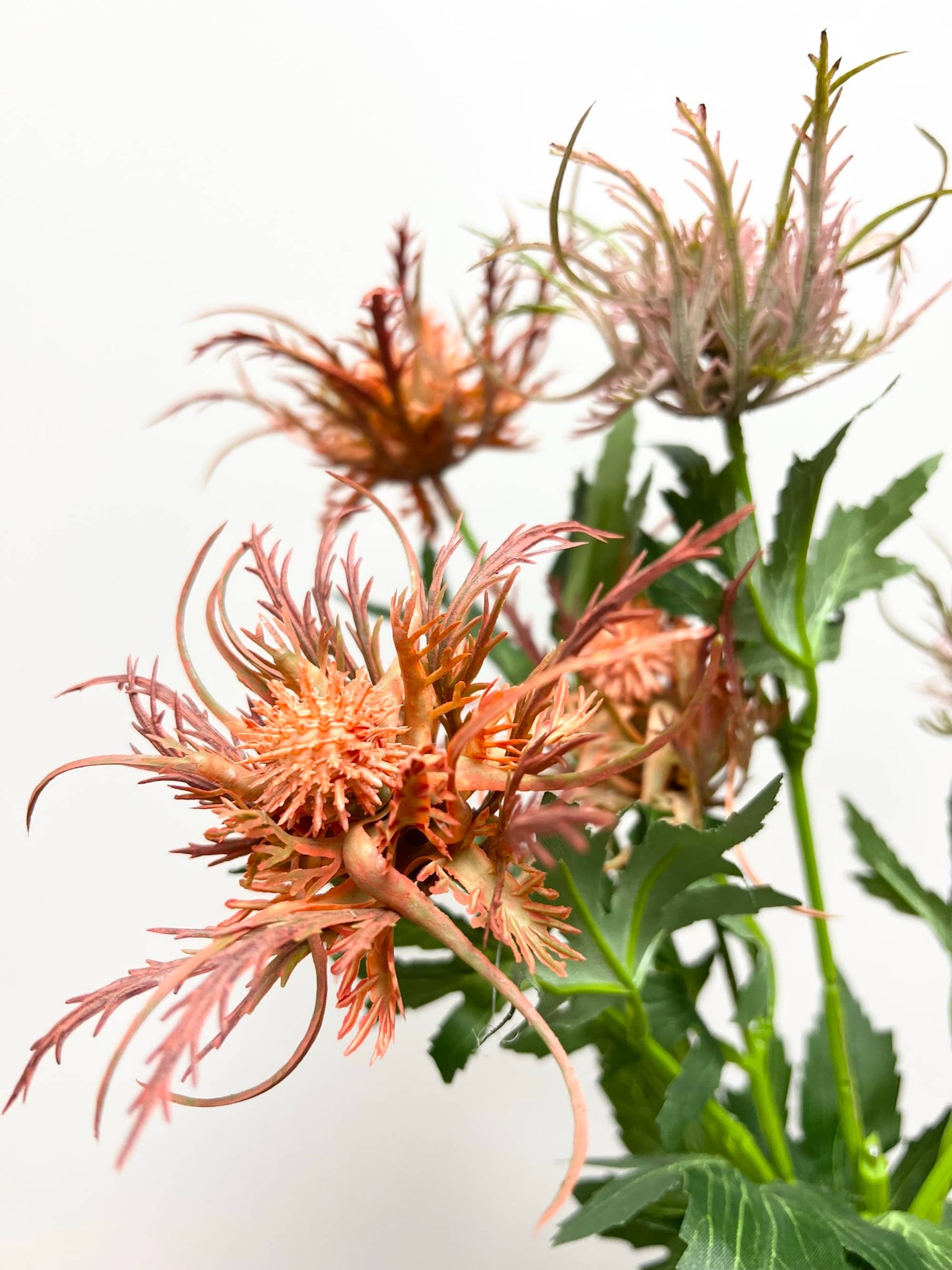 Realistic size,26" Artificial Thistle-3 sprays