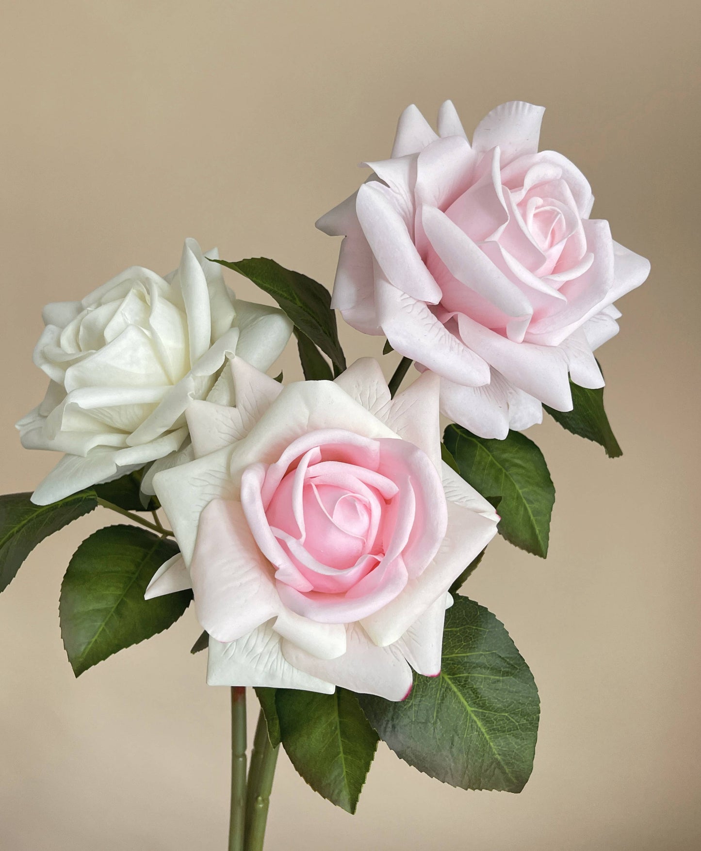 17"Moisturized coating Real Touch Rose