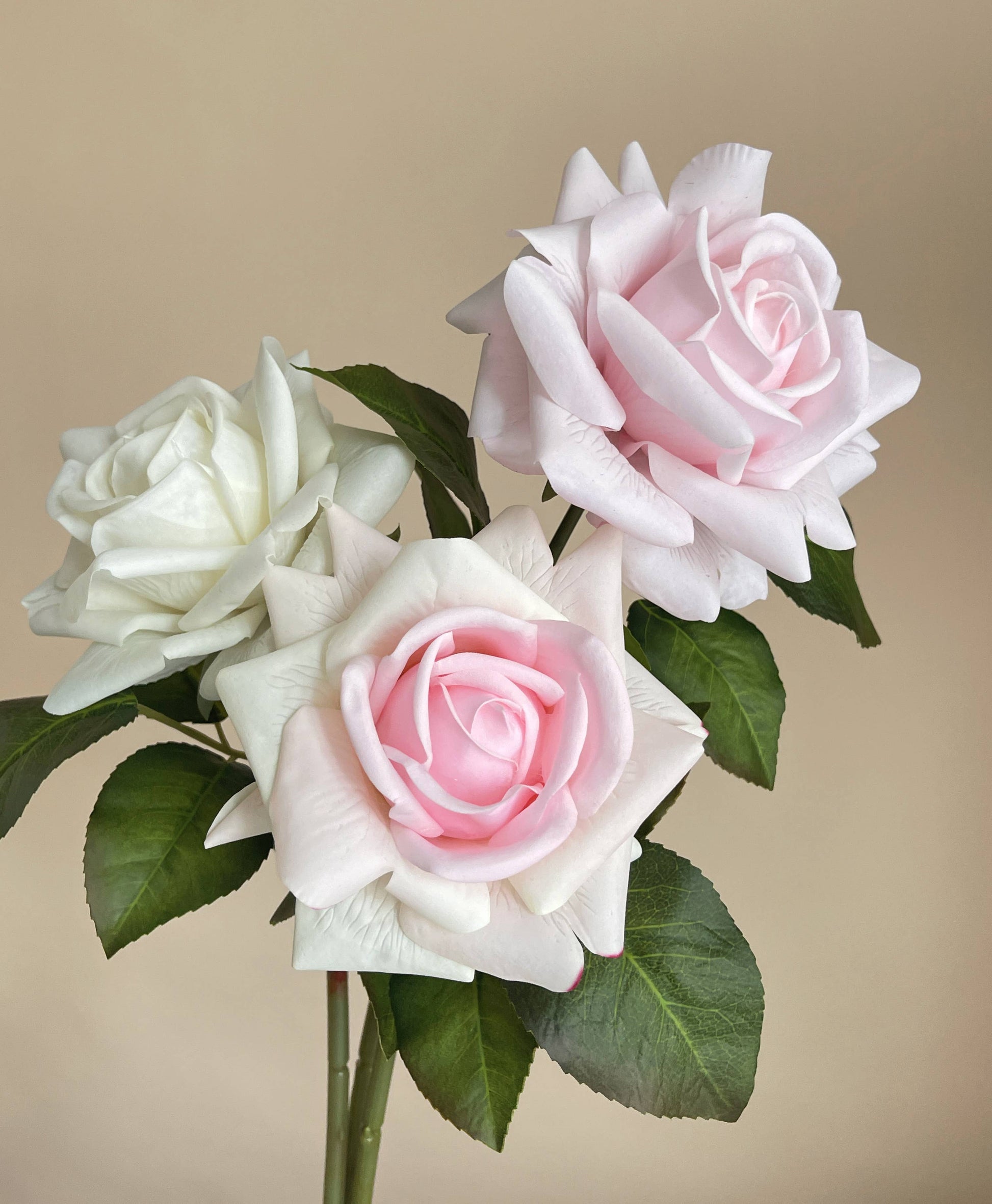 17"Moisturized coating Real Touch Rose