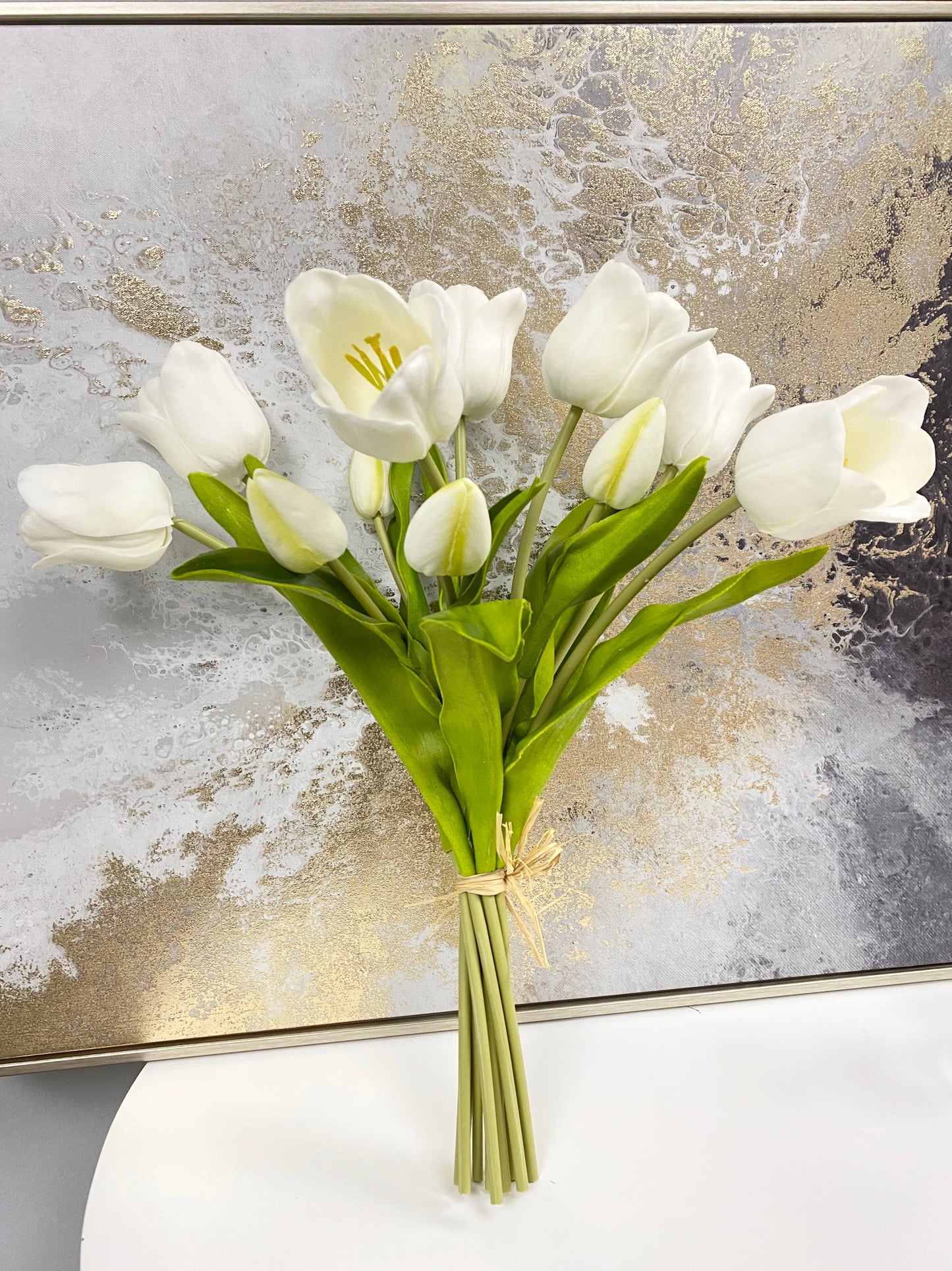 18" Elegant Holland Tulip Bloom and Buds Bundle