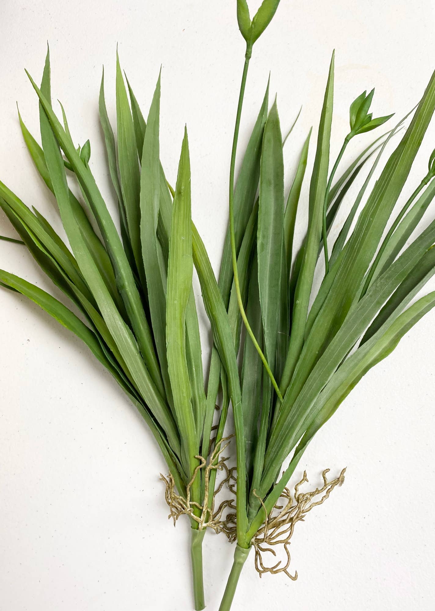 Lifelike 14 inch Artificial spider plant